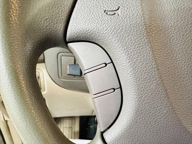 used 2007 Kia Sedona car, priced at $5,855