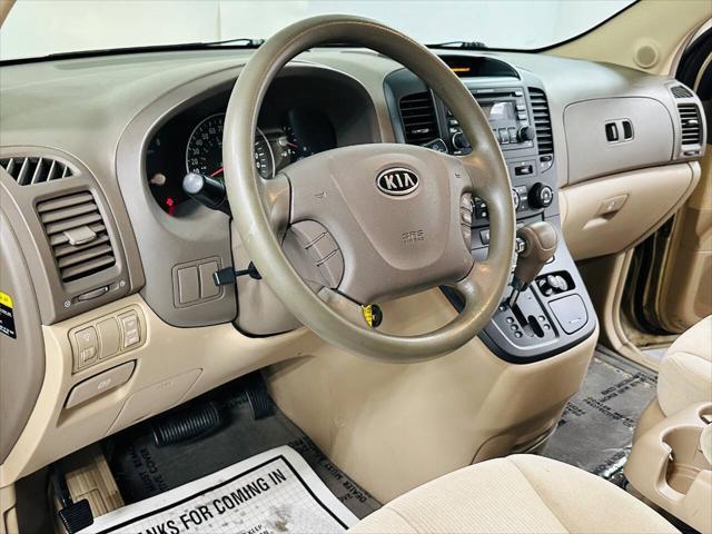used 2007 Kia Sedona car, priced at $5,855