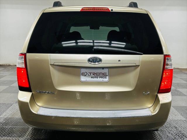 used 2007 Kia Sedona car, priced at $5,855