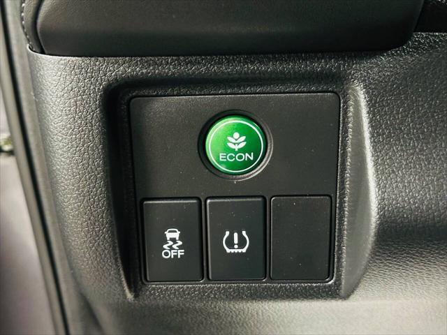 used 2022 Honda HR-V car, priced at $22,885