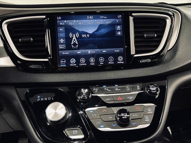 used 2020 Chrysler Pacifica car, priced at $25,880