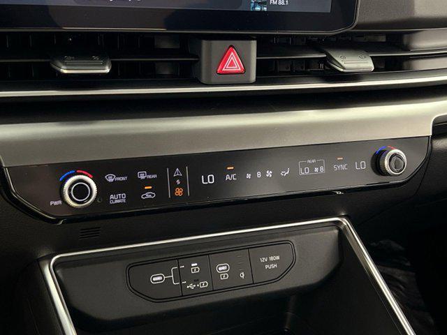 new 2025 Kia Carnival car, priced at $53,373