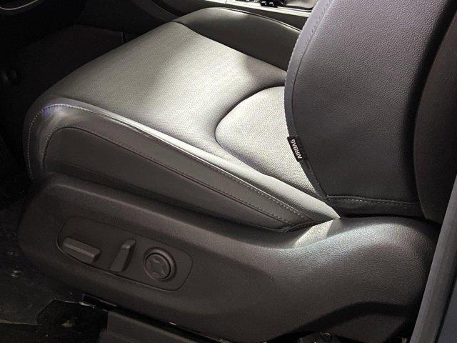 new 2025 Kia Carnival car, priced at $53,373