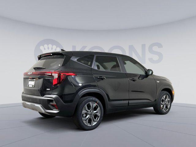 new 2025 Kia Seltos car, priced at $25,372