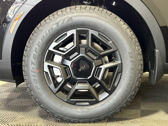 new 2025 Kia Sorento car, priced at $45,050