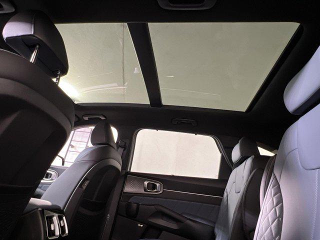 new 2025 Kia Sorento Hybrid car, priced at $45,670