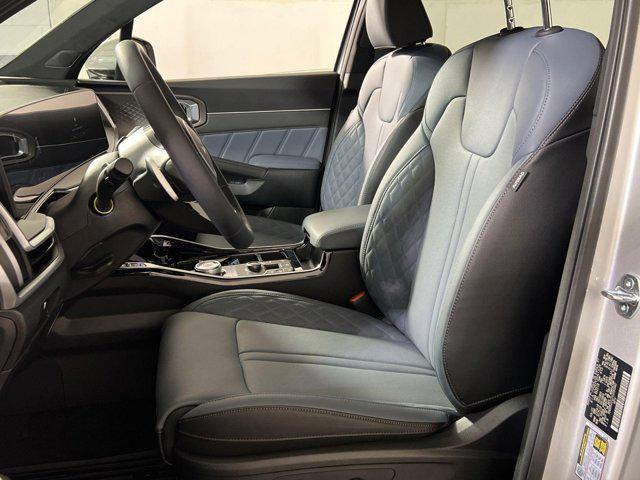 new 2025 Kia Sorento Hybrid car, priced at $45,670