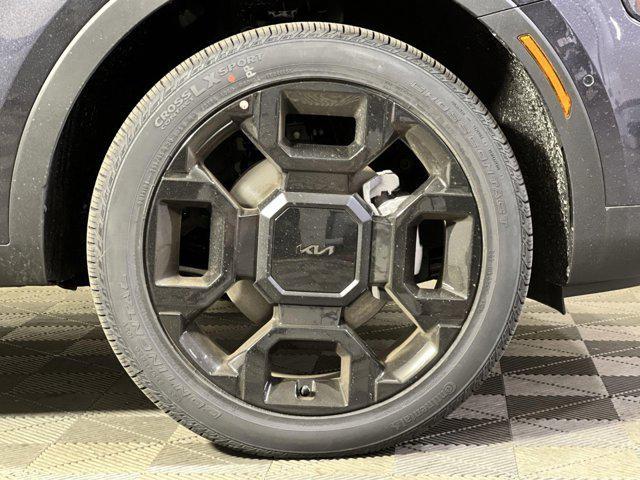 new 2025 Kia Sorento car, priced at $41,158