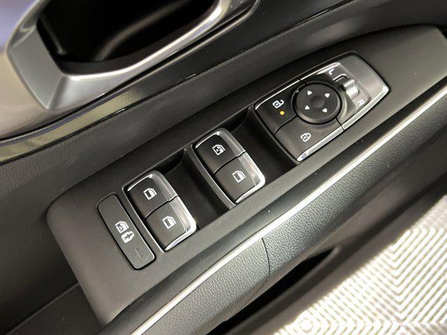 new 2025 Kia Sorento car, priced at $37,773