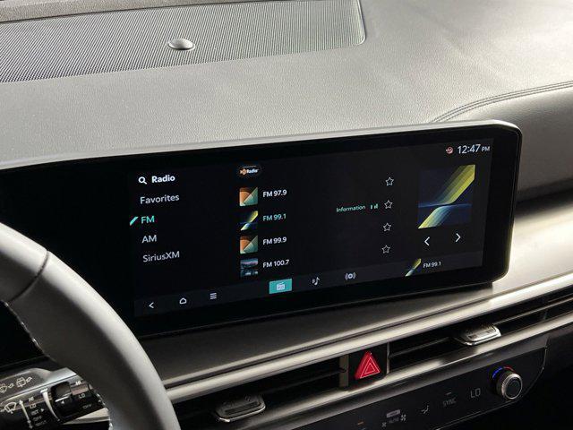 new 2025 Kia Sorento car, priced at $37,773