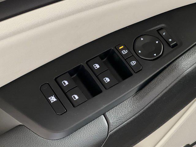 new 2026 Kia Sportage car, priced at $34,385