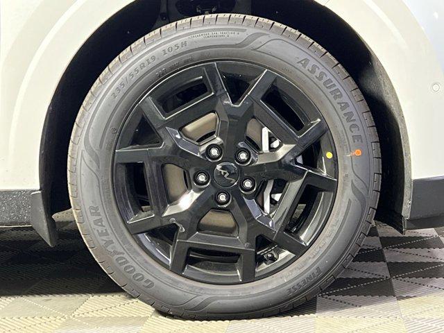 new 2026 Kia Carnival Hybrid car, priced at $52,061