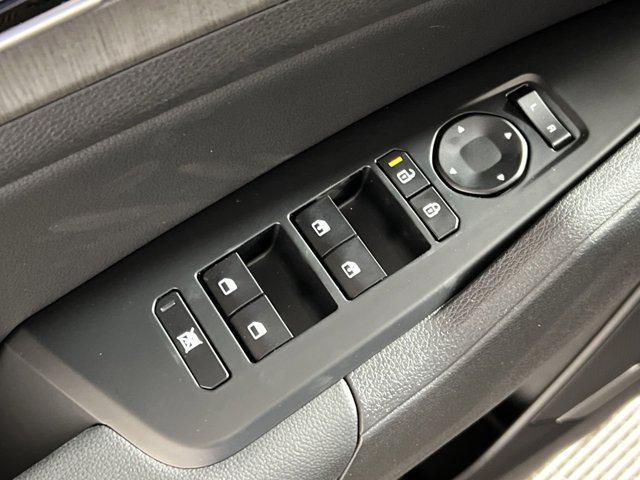 new 2026 Kia Sportage car, priced at $38,601