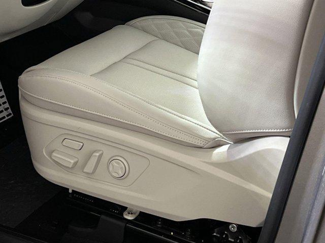 new 2025 Kia Sorento Hybrid car, priced at $45,393