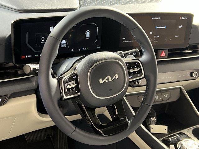 new 2025 Kia Carnival Hybrid car, priced at $48,600