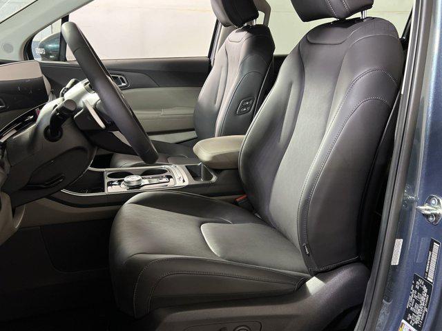 new 2026 Kia Carnival Hybrid car, priced at $46,843