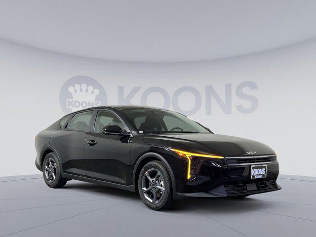 new 2025 Kia K4 car, priced at $23,337