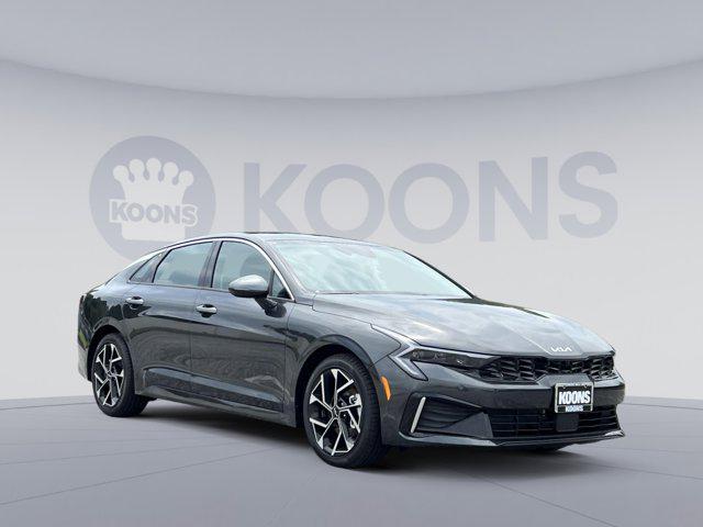 new 2025 Kia K5 car, priced at $31,845