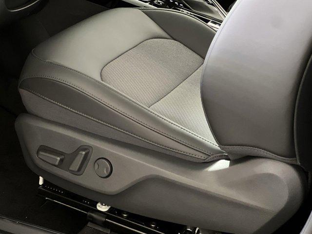 new 2025 Kia Niro car, priced at $27,499