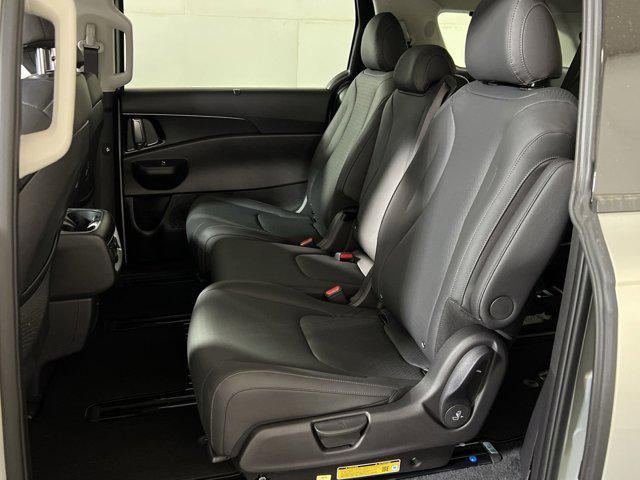 new 2026 Kia Carnival car, priced at $50,499