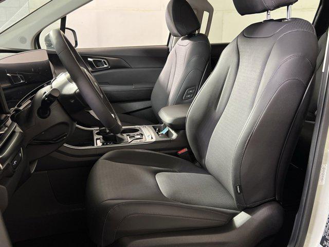 new 2026 Kia Carnival car, priced at $50,499