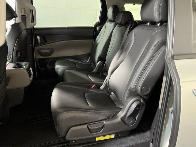 new 2026 Kia Carnival Hybrid car, priced at $42,267