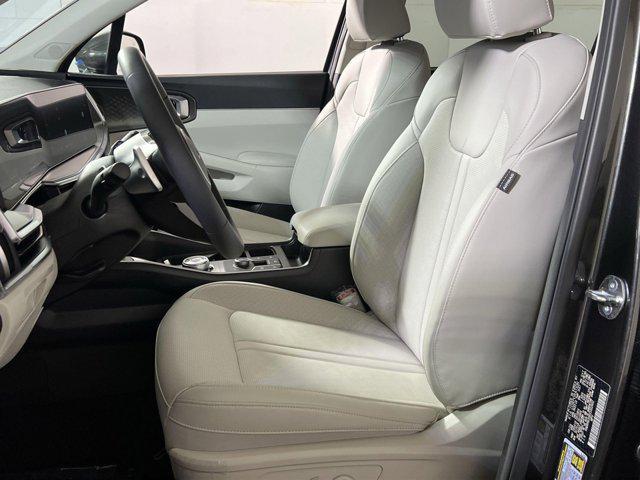 new 2025 Kia Sorento Hybrid car, priced at $39,987