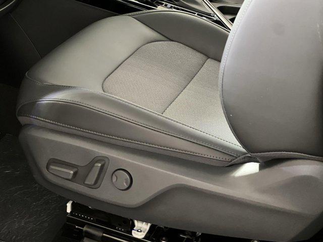 new 2025 Kia Niro car, priced at $30,241