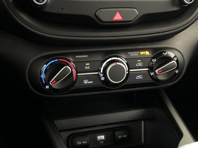 new 2025 Kia Soul car, priced at $22,016