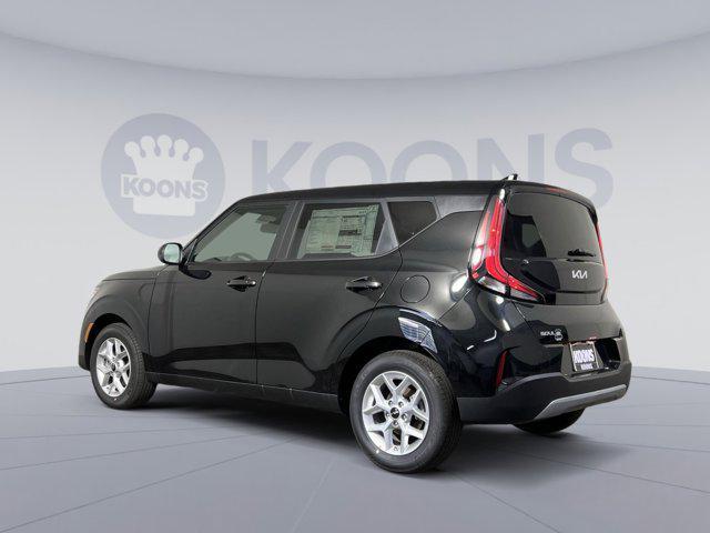 new 2025 Kia Soul car, priced at $22,016