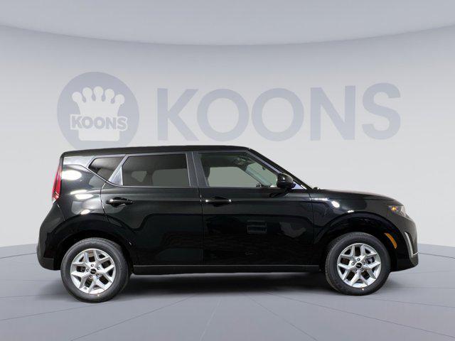 new 2025 Kia Soul car, priced at $22,016