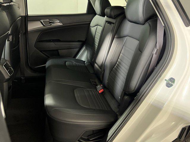 new 2025 Kia Sportage Hybrid car, priced at $39,005