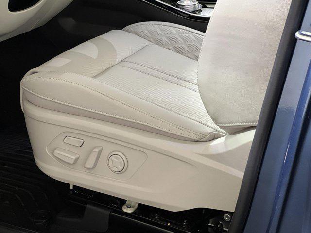 new 2025 Kia Sorento Hybrid car, priced at $45,393
