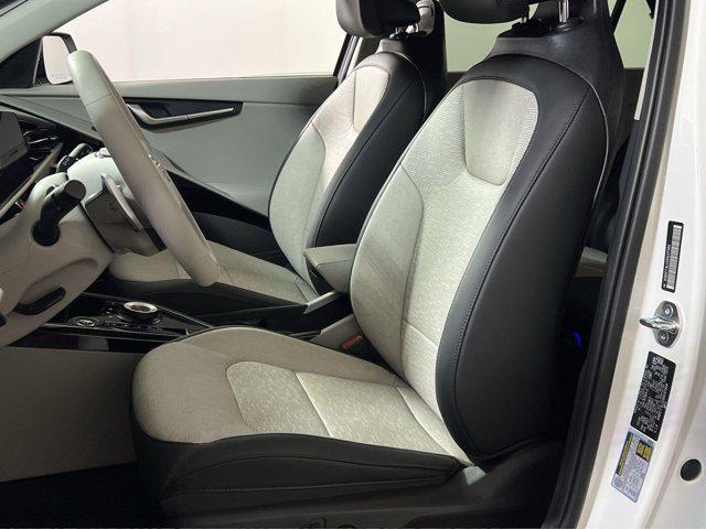 new 2025 Kia Niro EV car, priced at $39,393