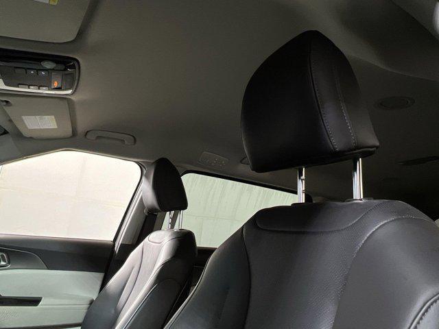 used 2023 Kia Carnival car, priced at $29,991