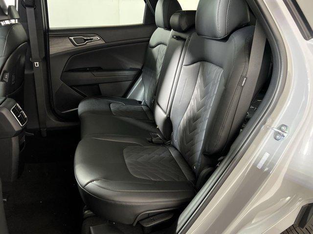 new 2025 Kia Sportage car, priced at $33,100