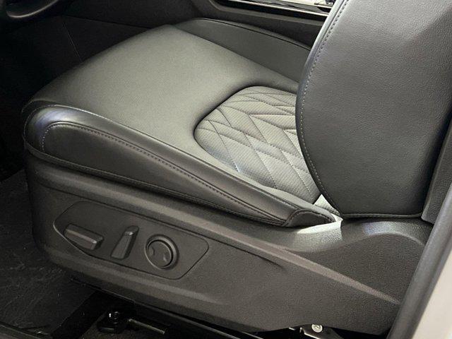 new 2025 Kia Sportage car, priced at $33,100