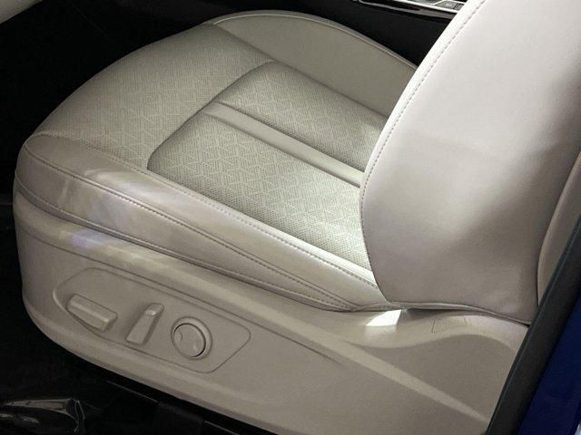 used 2023 Kia Sorento car, priced at $33,991