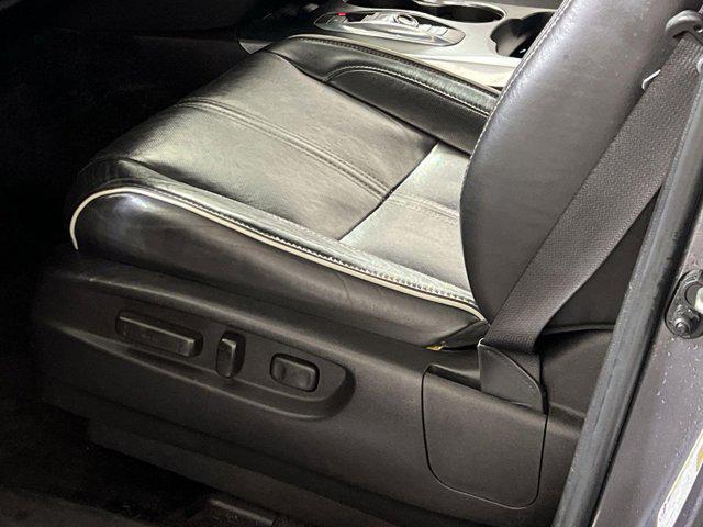 used 2017 Acura MDX car, priced at $24,391