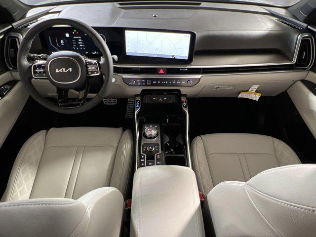 new 2025 Kia Sorento Hybrid car, priced at $45,272