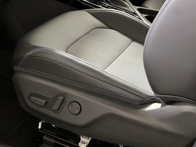 new 2025 Kia Niro car, priced at $25,999