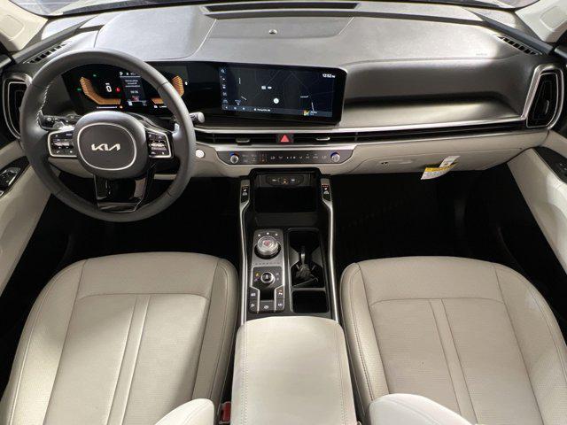 new 2025 Kia Sorento Hybrid car, priced at $35,499
