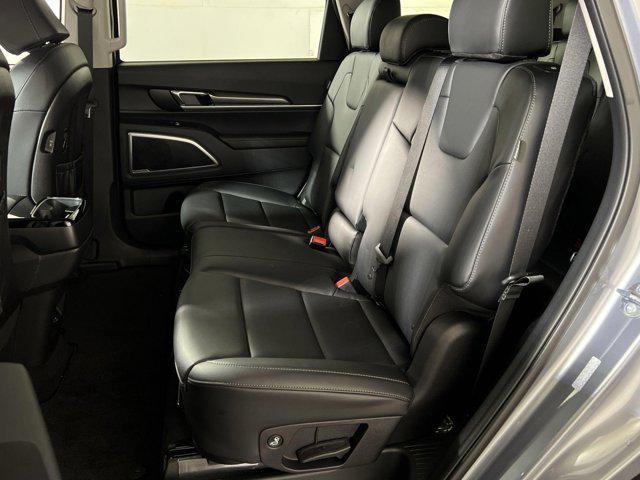 new 2025 Kia Telluride car, priced at $36,936