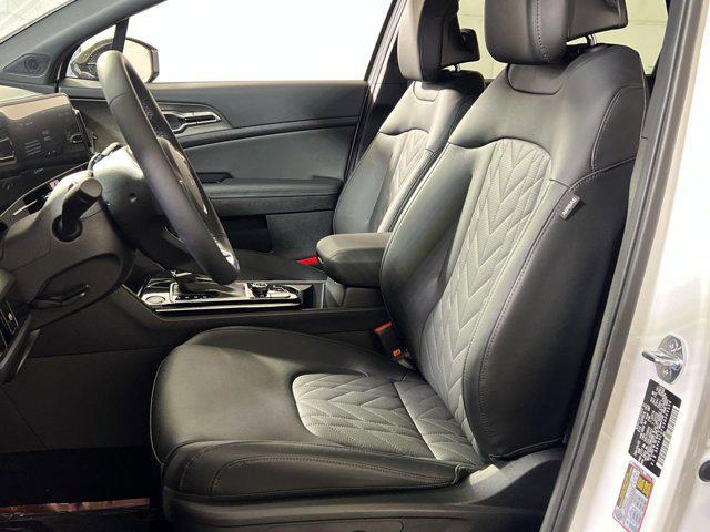 new 2025 Kia Sportage car, priced at $32,982