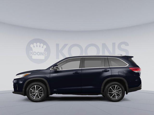 used 2018 Toyota Highlander car, priced at $26,391