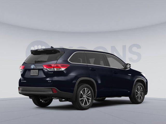 used 2018 Toyota Highlander car, priced at $26,391