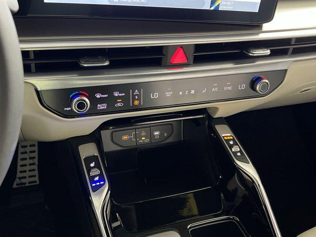 new 2025 Kia Sorento Hybrid car, priced at $41,499