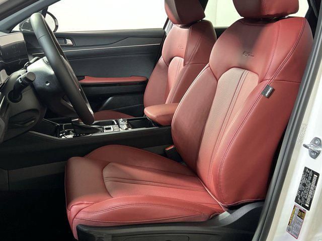new 2025 Kia K5 car, priced at $29,300