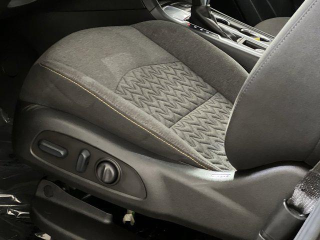 used 2022 Chevrolet Equinox car, priced at $17,788