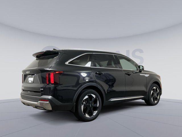 new 2025 Kia Sorento Hybrid car, priced at $39,333